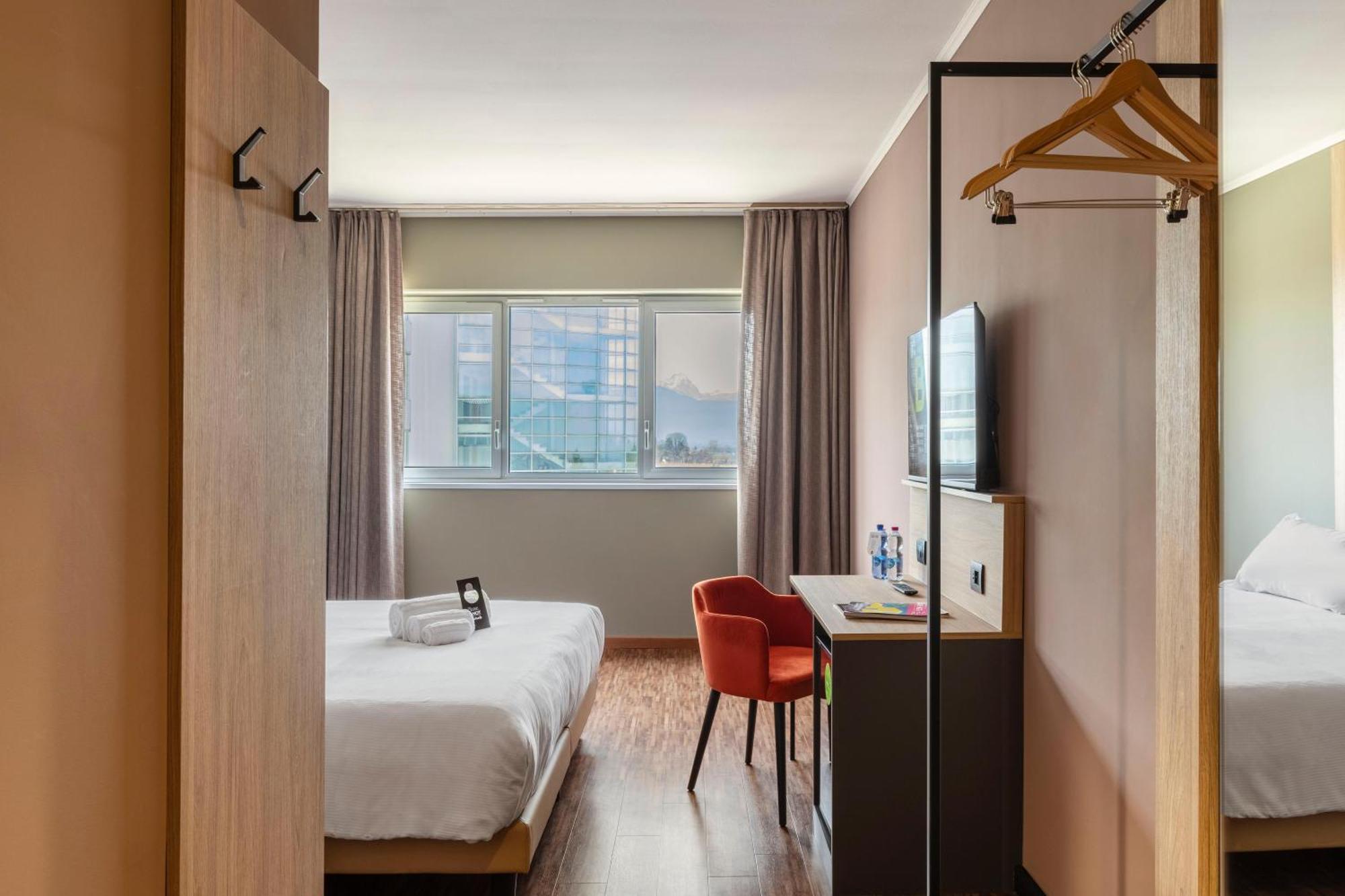 B&B Hotel Cuneo Cristal Ngoại thất bức ảnh