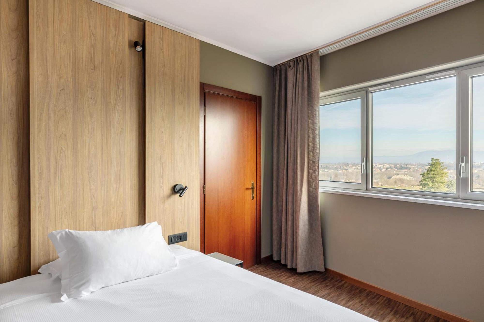 B&B Hotel Cuneo Cristal Ngoại thất bức ảnh