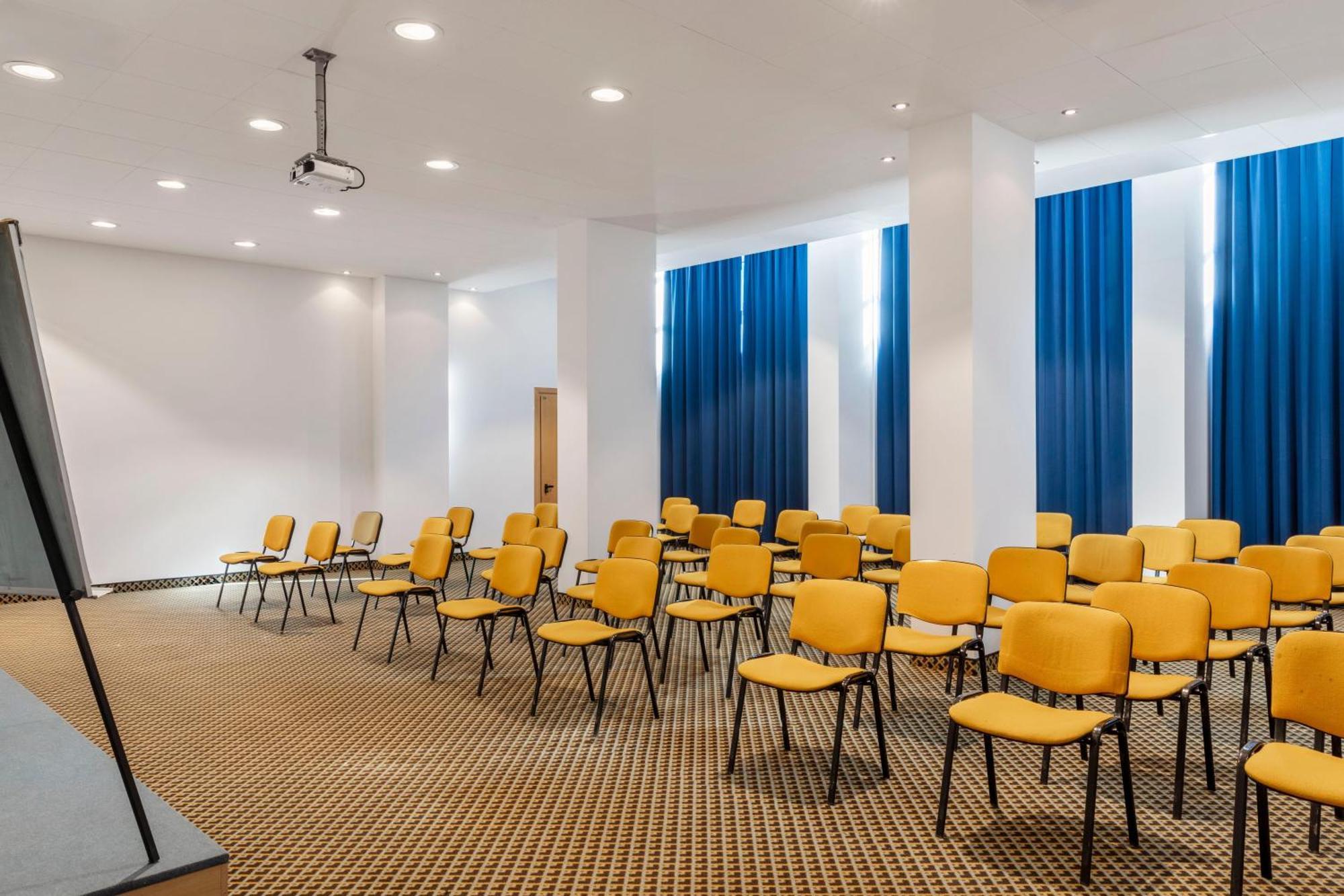 B&B Hotel Cuneo Cristal Ngoại thất bức ảnh