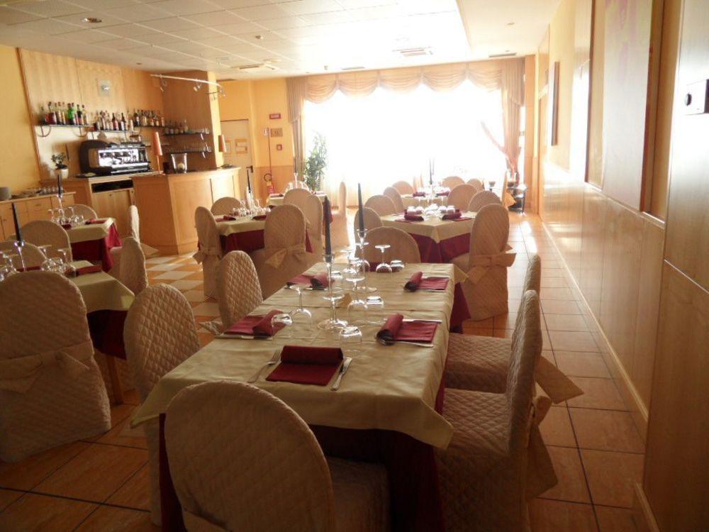 B&B Hotel Cuneo Cristal Ngoại thất bức ảnh