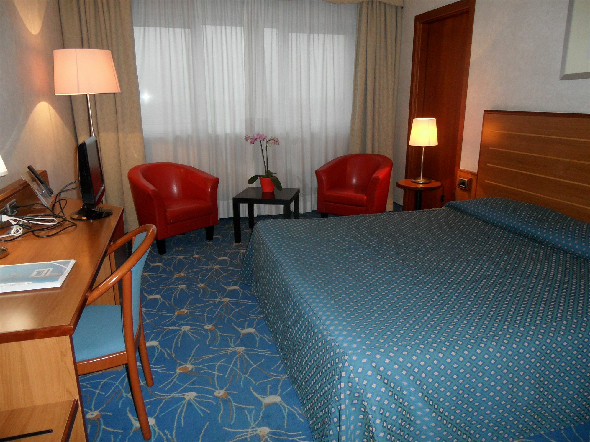 B&B Hotel Cuneo Cristal Ngoại thất bức ảnh